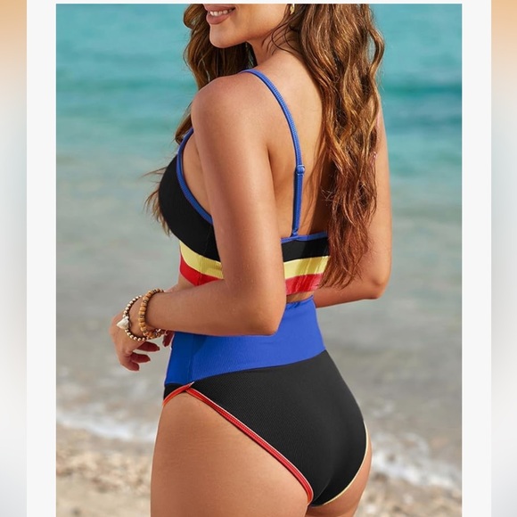 Colorblock Bikini Set - Picture 3 of 7